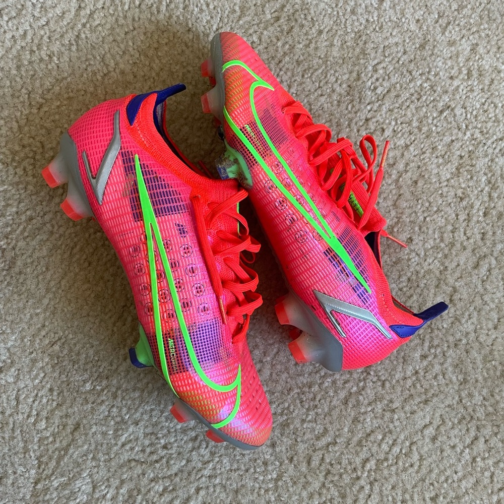 Mercurial Vapor 14 Elite FG 'Bright Crimson Indigo Burst'